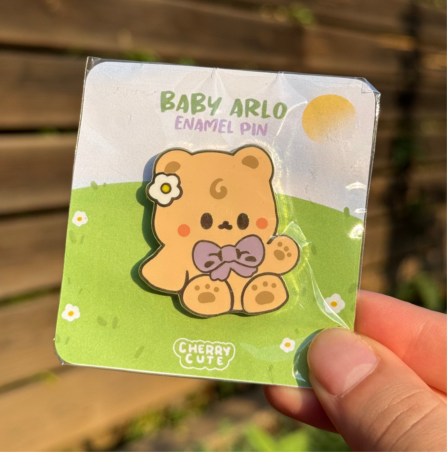 Sitting Arlo - Enamel Pin